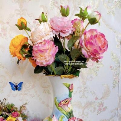 BÌNH HOA TULIP THỦ CÔNG ĐẮP NỔI